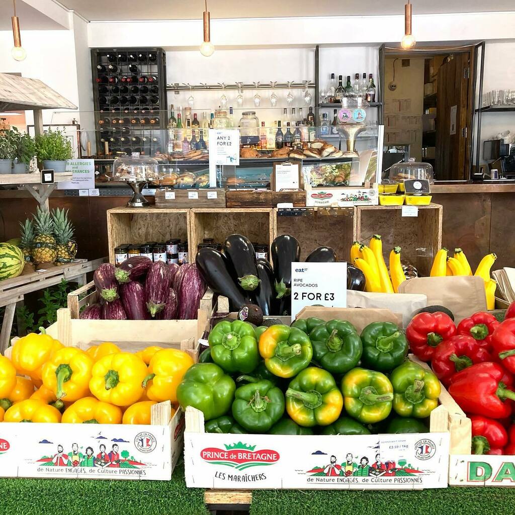 The vegetable display in @eat17stores is looking resplendent this morning. 

#walthamstowvillage #walthamforest #londonerslife #londonderslondon #urbanvillage #grocerystore #e17 #shopdisplay