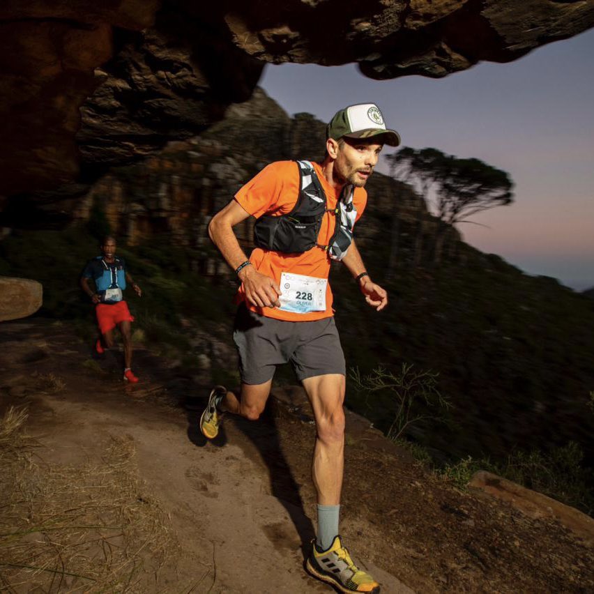 _RushSports_'s tweet photo. The #WeRide crew got their Vit D fix this weekend 💪

@SamBull01 styled his way down Wolwespruit’s jump line; @NathanTreble threw down watts at the Buffelsdrift Trailseeker; @FrankGeldenhuys took in the views while @OliverMunnik went rogue and ran a 25km trail race 🤔

#WeRide 🇿🇦 https://t.co/k5eLxzoATf