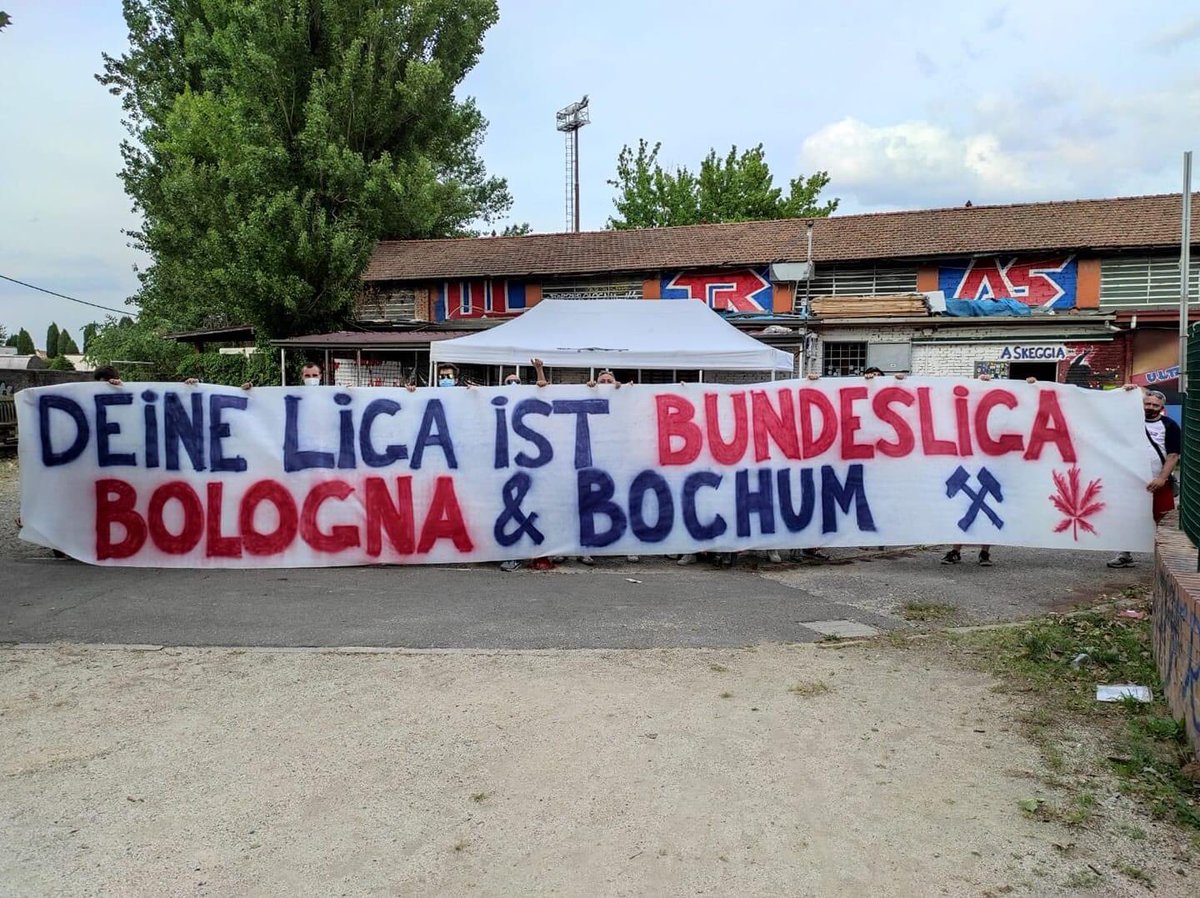 articolo71's tweet photo. Bologna für Bochum https://t.co/TC3RcOjRn2