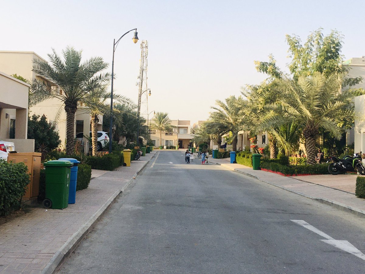 btkupdates4144's tweet photo. Beautiful View of Bahria Town Karachi
Quaid Villa Precinct 2 best living place.
#Quaidvilla #bahriatownkarachi #gharbaar #btkupdates4144 #btkhomes4144 #malikriaz #Precinct10a #Precinct11A #bahriahomes https://t.co/3rinvGwM50