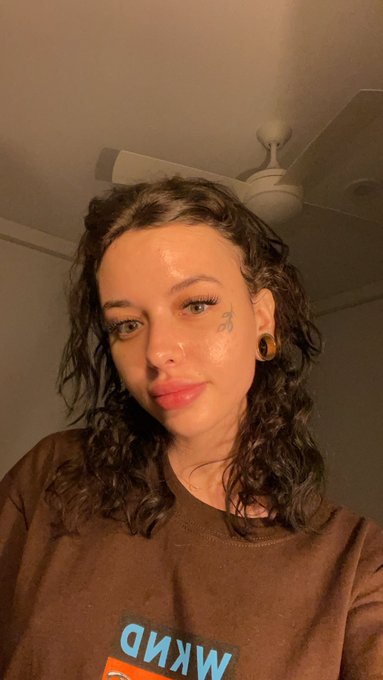 My natural nails Skin and hair are all thriving lately and i just feel so divine 💕 https://t.co/xupw<a href="/tag/newprofilepic"class="tags"><span>#newprofilepic</span></a>