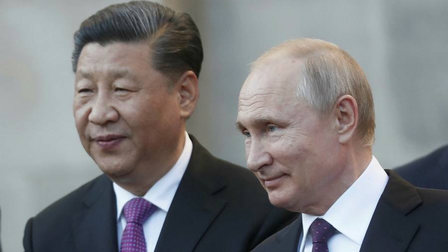 KenRoth's tweet photo. As China’s leading diplomat, Yang Jiechi, travels to Russia today, will they discuss Myanmar, as the Russian government arms the junta and the Chinese government runs cover for it at the UN Security Council to avoid the imposition of sanctions. https://t.co/9UUOyoDnjk https://t.co/j4zTKkUYLz