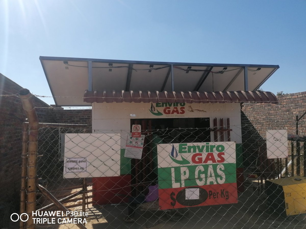 Eng_Madziva's tweet photo. Energy Update: Another Enviro Gas Site powered by a  2kW Solar System replacing the generator which was once in use. Smart , Clean Energy... #SolarShackInstallation EastView Harare https://t.co/iFjXwMFDH1