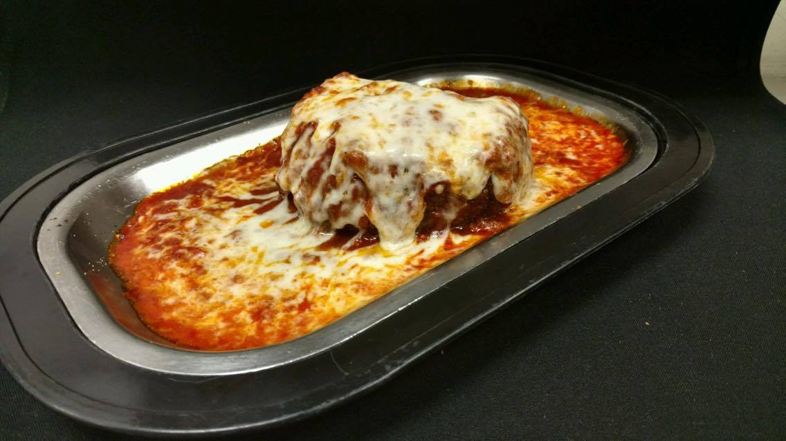 PapaFranksSpfld's tweet photo. No one really wants to cook on a Monday night - Let Papa Franks handle it. 
(217) 679-8700.

Dine in till 9 pm. 

Carry-out. 
Sun thru Thurs - 11 am to 9 pm. 
Fri and Sat - 11 am to 10 pm
https://t.co/Re1fo7UJZl

@PapaFranksSpfld https://t.co/xyKxPDG4Os