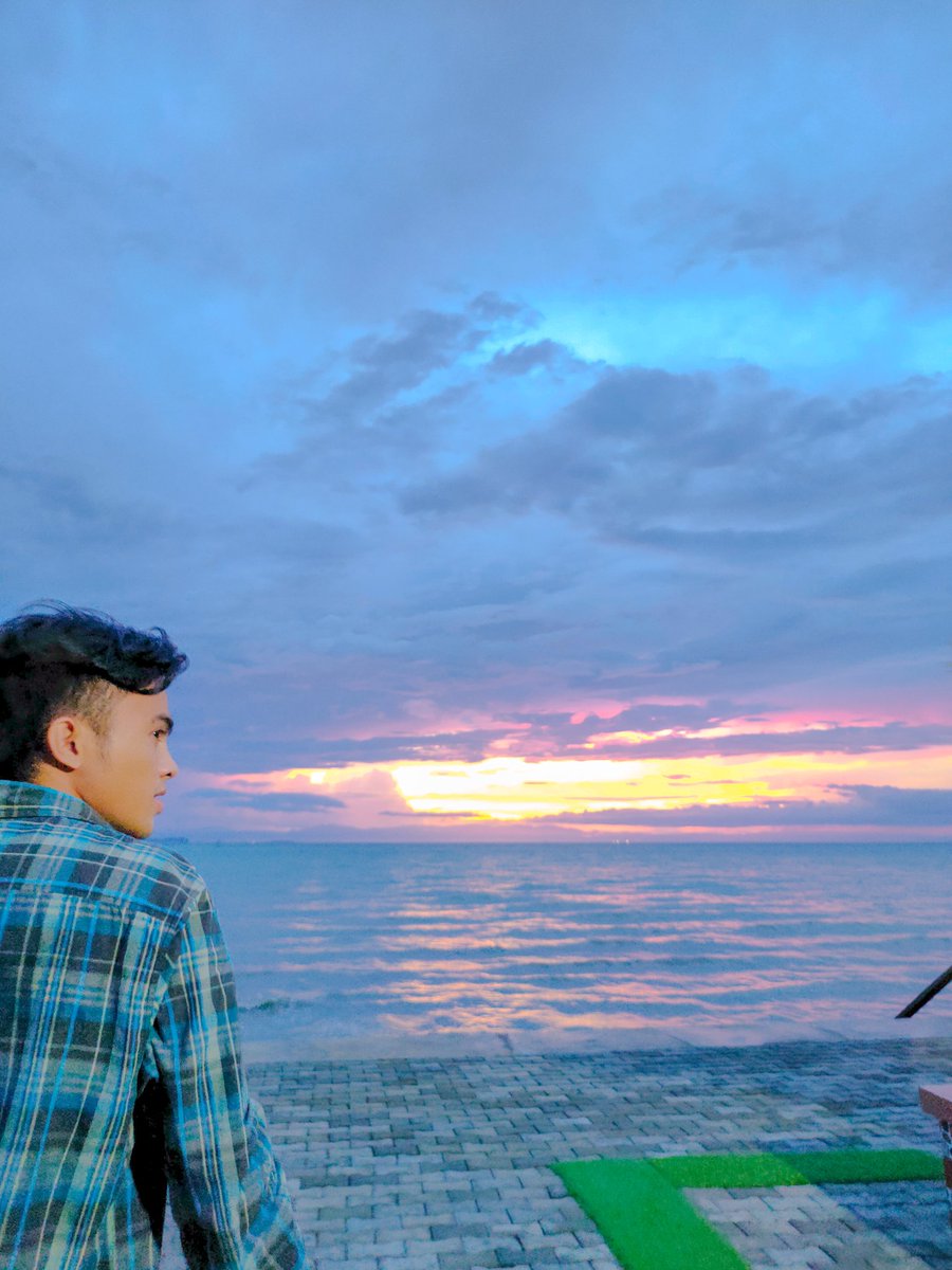 borlalala's tweet photo. More sunsets with u♥️ https://t.co/lJLGVwGNoQ