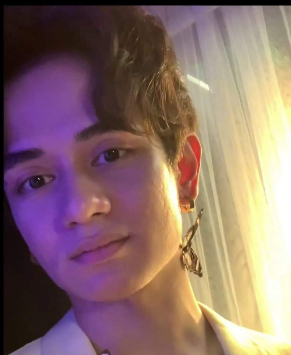 Edna10900775's tweet photo. Bahala kayo basta ako excited na sa Lost in Love MV ni idol @MiguelOdron.
#LostInLoveMIGUEL
@tarsierrecords https://t.co/0GoFokTdXW