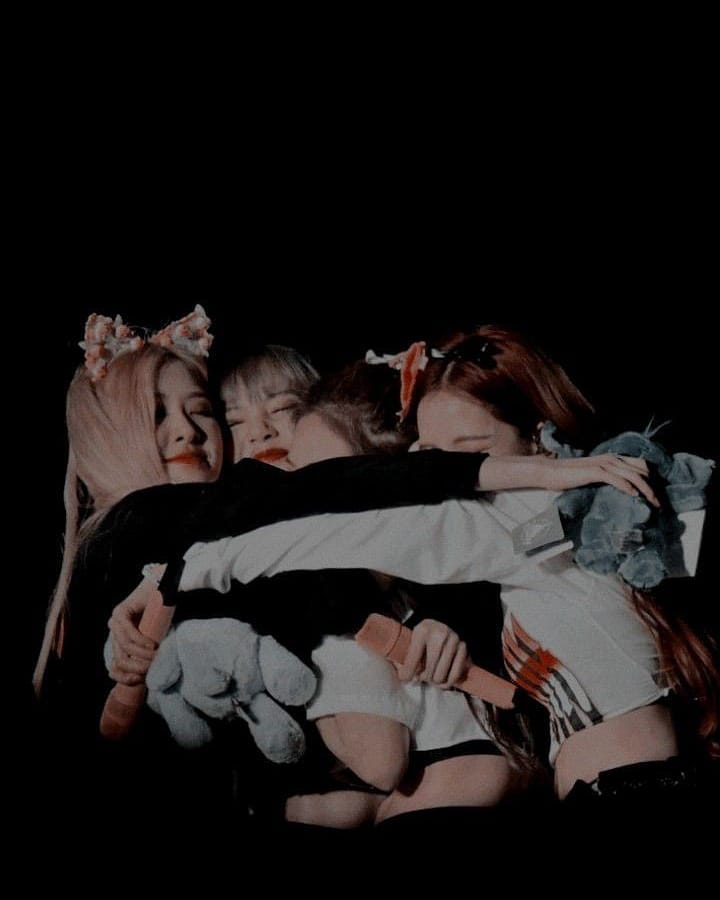super_manoban's tweet photo. BLINKS.. WE DID OUR BEST AND I'M SO PROUD OF IT.. THANK YOU SO MUCH FOR THE VOTE.. WE DID SUCH A GREAT JOB. AND REMEMBER TO KEEP SUPPORT BLACKPINK AND OUR QUEEN... WE ARE FOREVER BKINKS
.
LET'S RT THIS AND SHOW THE WORLD THAT WE MADE IT
#BLACKPINK #Blackpinkblink #BLINK https://t.co/mBqquIcOP1