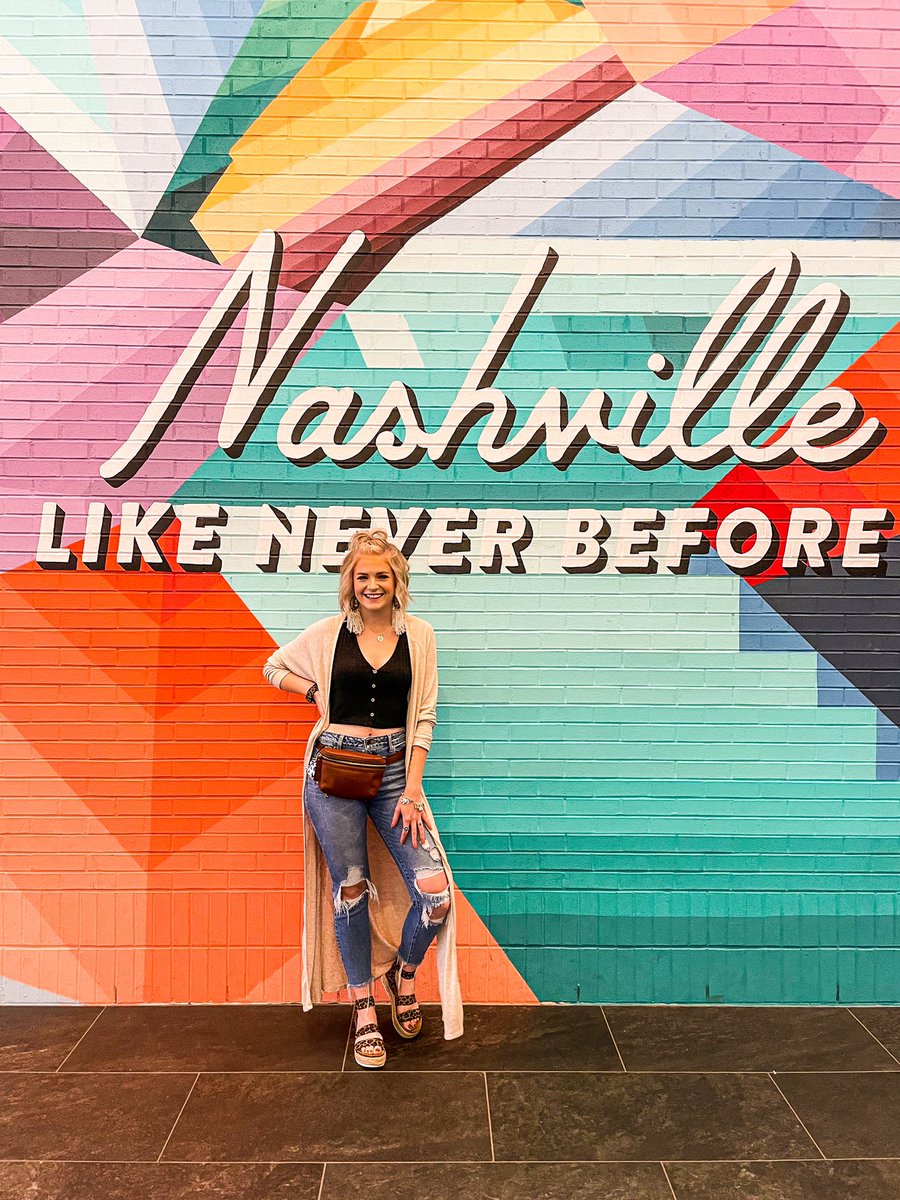Madison Paige Country tweet media