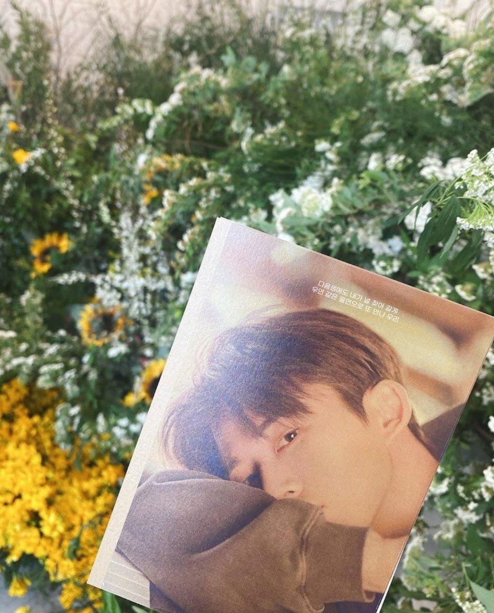 DIOBRANDOTWT's tweet photo. .*'📸 › #Dɩo_ᥙρᑯᥲtᥱ : 24/O5 % ᥒᥱᥕ ᥱvᥱᥒt _ #RebirthStream #DearID
Así bien, hoy hice una pequeña visita en Sinchon-ro,
Seodaemun-gu, tan pronto supe de este lugar para conmemorar el lanzamiento de Rebirth, lloré de lo bonito que es. https://t.co/MPbMpedmH7