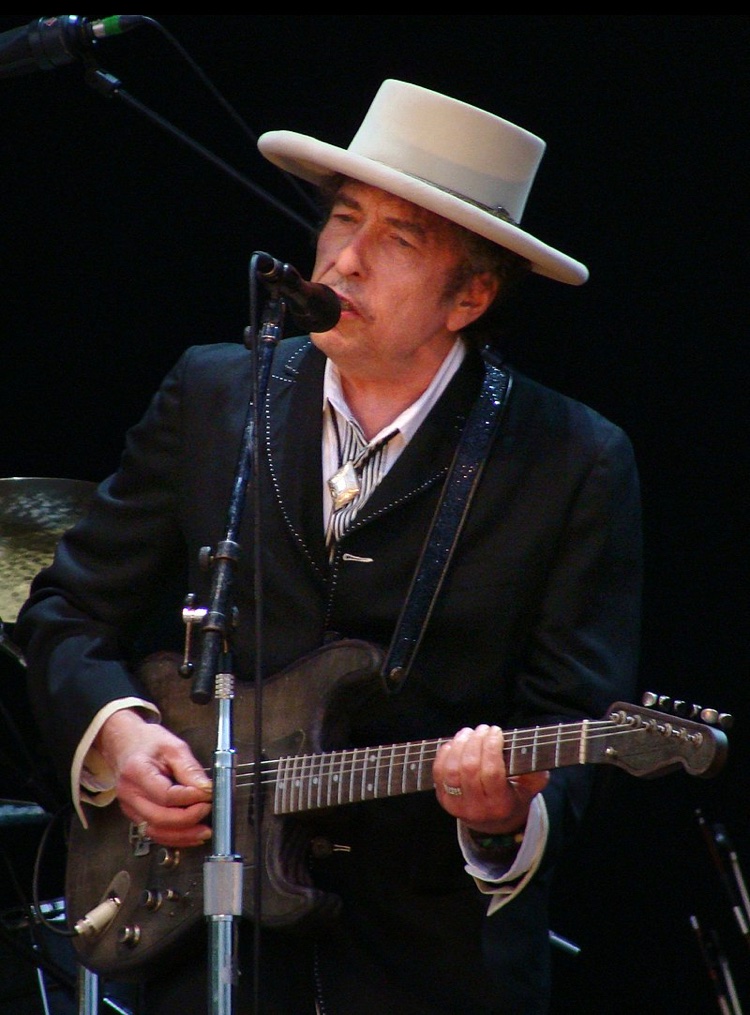 Feliz cumpleaños Bob Dylan!  Happy birthday !!! 80 años y gracias por seguir dando tanto Arte!!!     