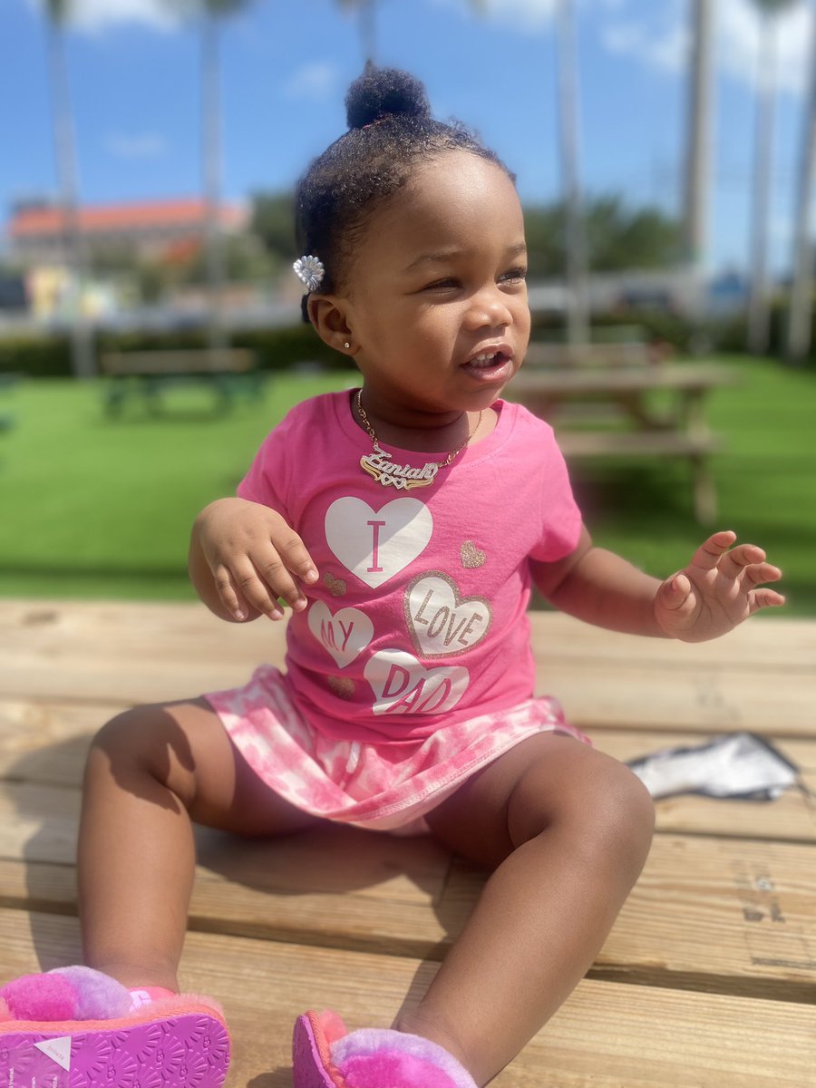 krcrystals_'s tweet photo. I am still in disbelief
I am a mother of 3 BEFORE 30 😏
And I wouldn’t change it for the world 🌎 
#Mines 💕😍 #Theogang https://t.co/aCugCPs7o4
