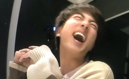seokjinmylabsss's tweet photo. I don't care if seokjin isn't your bias or bias wrecker but if you see this tweet please rt and reply with " Proud of Kim Seokjin " let's appreciate this man 🥺 https://t.co/4P8qylujA9