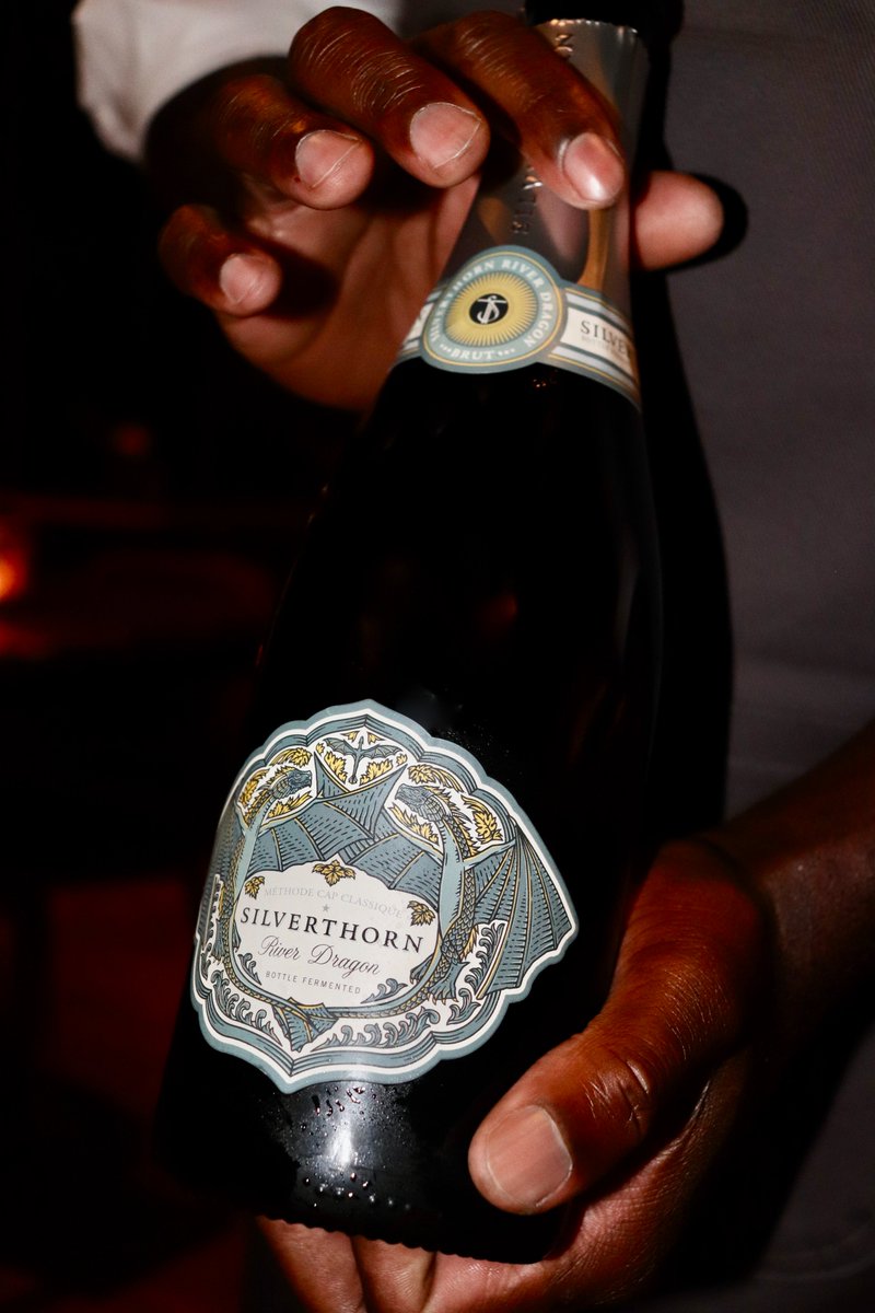LaurasWorldza's tweet photo. No celebration would be complete without bubbles right?
We kicked off our celebration in style with Silverthorn River Dragon Brut on a recommendation from Somm, Tinashe.
Cheers!
#LaurasWorld
#LaurasWine
#ThePeechBoutiqueHotel
#BasaltJHB
#SilverthornWines https://t.co/Vg0yJshT9Z
