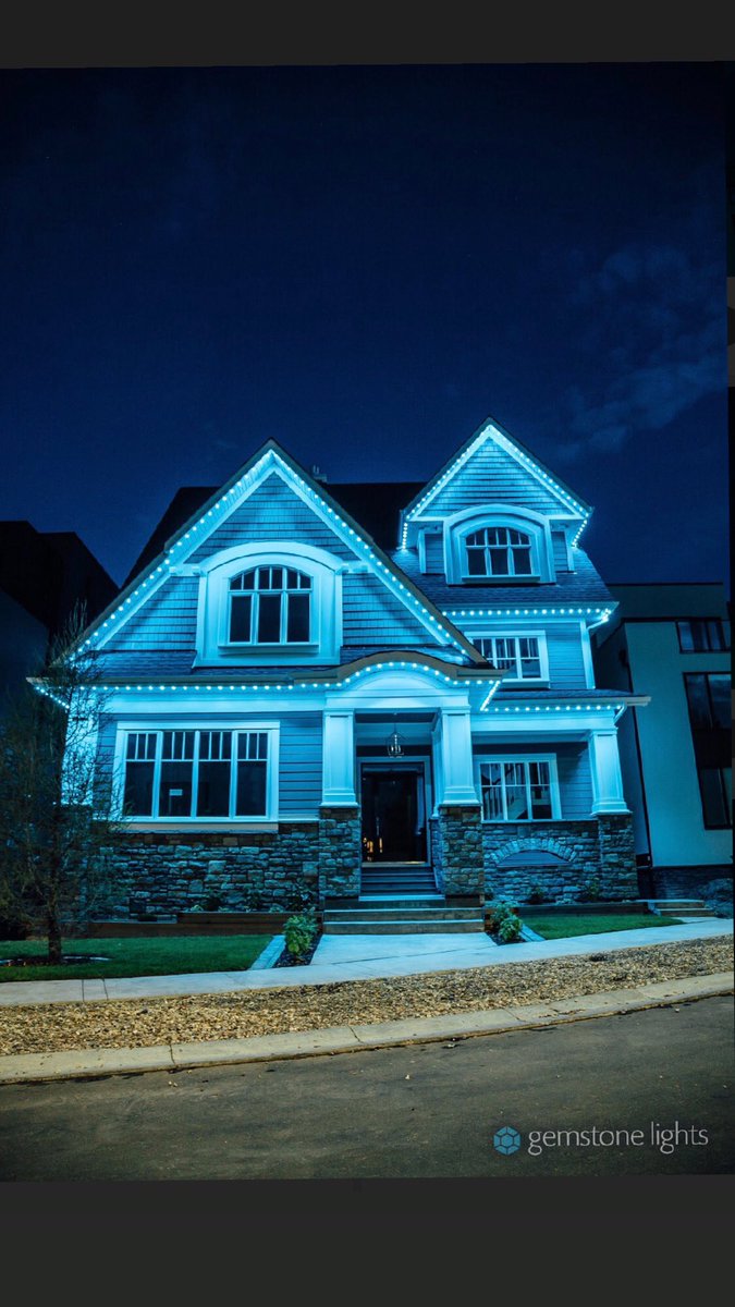 ExpressElectri5's tweet photo. It’s official...Express Electric is an authorized @gemstonelights dealer. 

This lighting is on-trend for both outdoor ambient lighting &amp; holiday design. The best part...our team will install it for you so you can stop fighting with your ladder and your lights. #poweredbyservice https://t.co/EPBytFFkJX