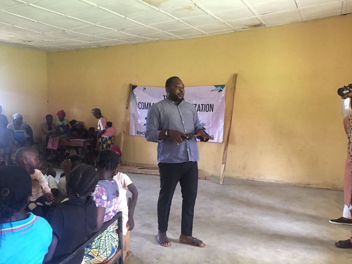 senema_ltd's tweet photo. -A quick slide to see some very interesting #BTS 🎞 🎥📹
#kaduna
#senemaproductionslimited
#budgitng
#documentaryphotography
#documentary #MondayMotivaton #mondaythoughts https://t.co/VqljBkvAg2