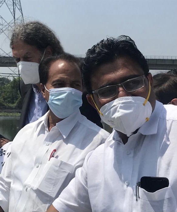 WalterJLindner's tweet image. Btw: 18 voluntary drivers (incl 1 lady) will drive those auto-richshaws in 2 shifts 24/7 in 8 zones of greater Kochi...just spoke over phone to good friend, Kotchi Mayor Anil Kumar