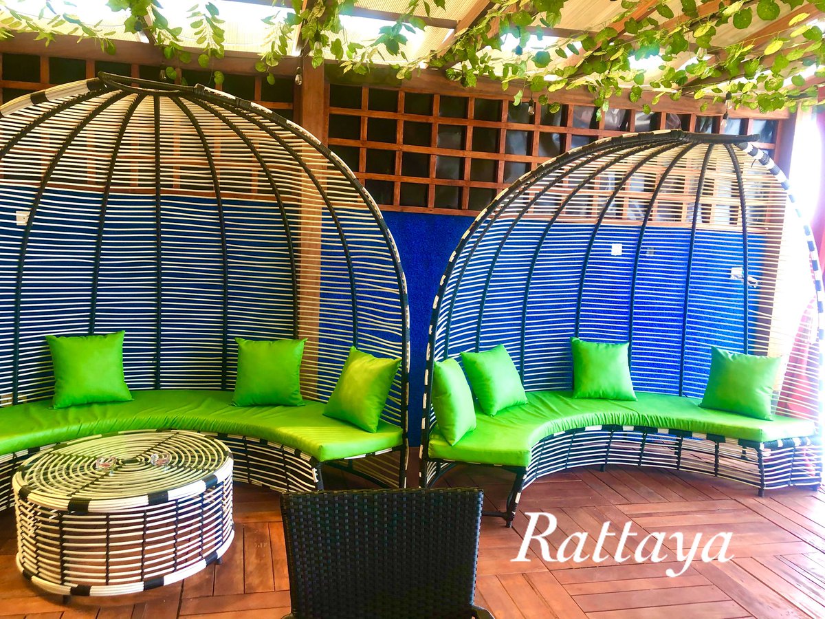RattayaF's tweet photo. Our Bay harbor Cabana is simply a beauty 🥰
Adds elegance and glamour to your lounge either indoor or outdoor. 
Can be arranged in a half cone or split in two 

Price: 400k https://t.co/fHhigEbud3