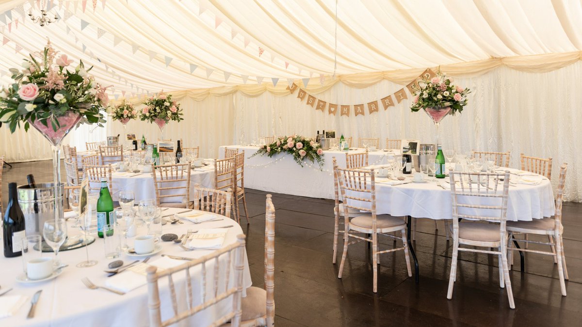 UKLoos's tweet photo. If you’re planning an outdoor event later this year, we’ve everything you need. Including:
☑️ Marquees
☑️ Luxury toilet trailers
☑️ Fridge trailers
☑️ Generators 
☑️ Heaters
☑️ Furniture 
☑️ Shower trailers

Call 0330 333 8178 

#Festival #SportEvents #Fayres #Shows https://t.co/osSdxbgG4q