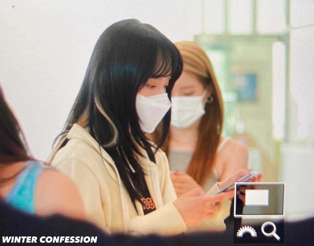 winter_12_24's tweet photo. 210524

큐알코드찍는고양이

#WJSN #우주소녀 #설아 #SEOLA https://t.co/GedhRH7aVM