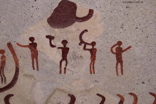 winter_mara's tweet photo. Seeing this “tubilustrium” reminds me of the depictions of the bronze-age Lur in Scandinavian rock art: https://t.co/zYOOfbwabg