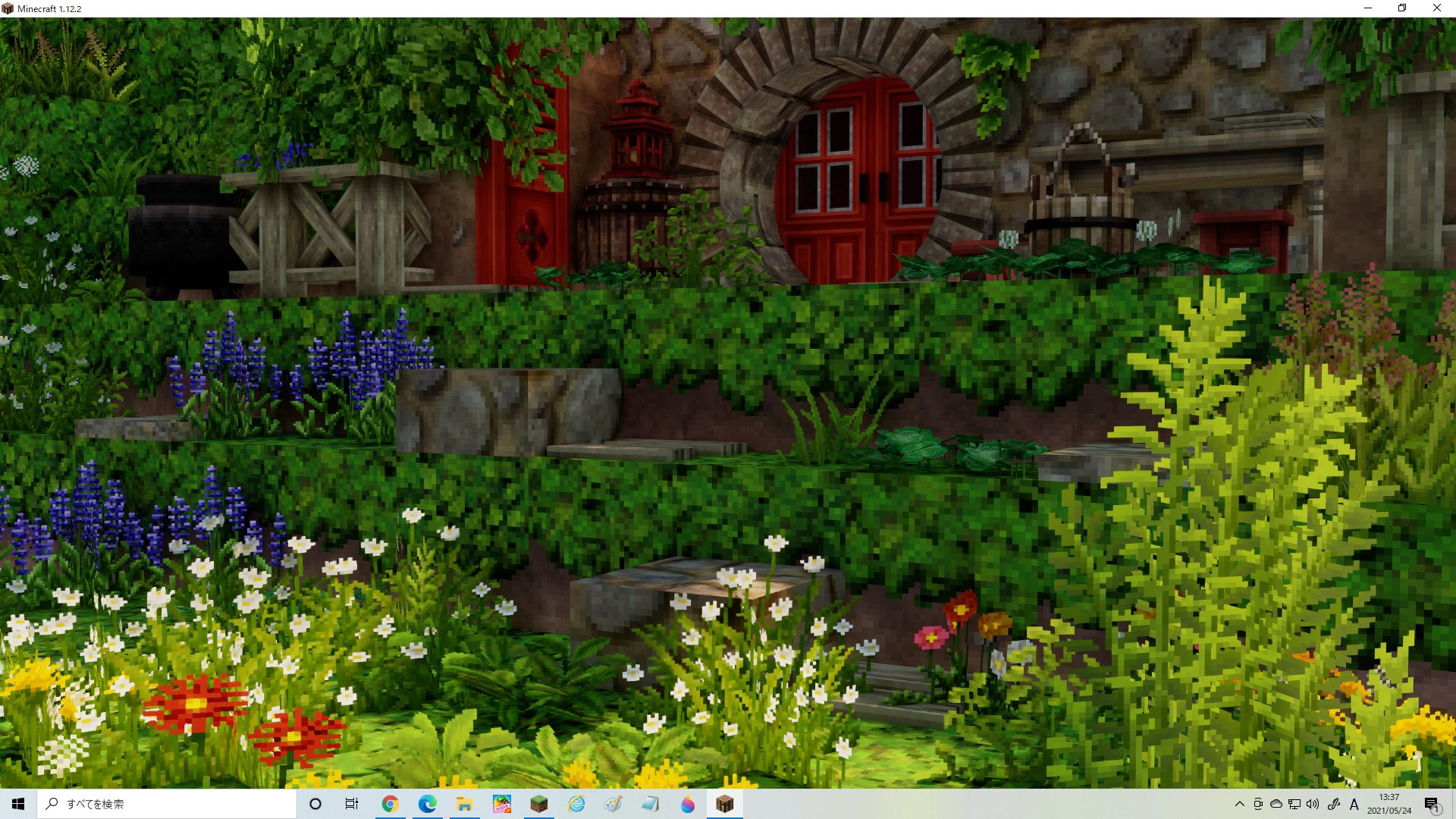 Milk猫 Miniaturia Minecraft Minecraft緑化推進委員会 ハーブ園の裏山で学校の左側に 子供たちの秘密基地を生やしました 赤青黄の信号機の色みたいな ホビットハウスです 艸 T Co T8wz9oarah Twitter