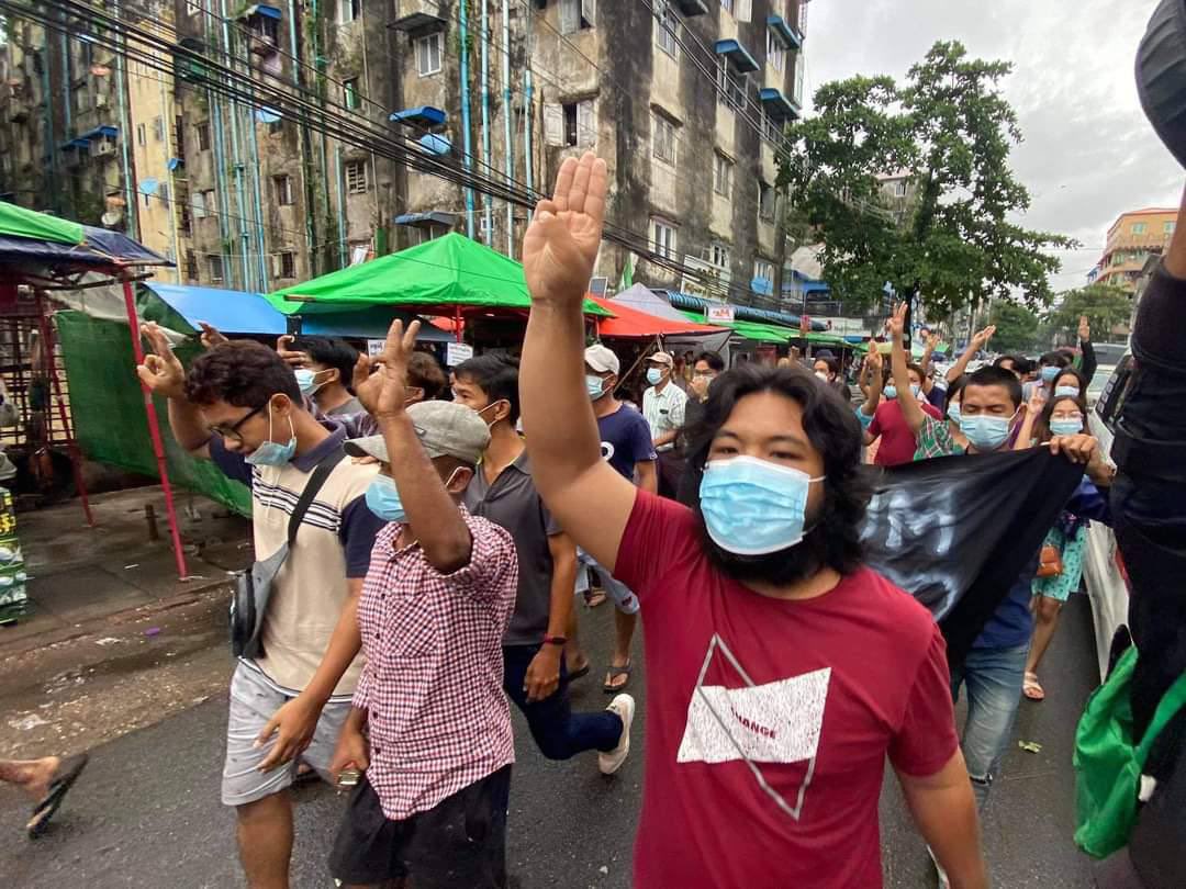 Different townships from Yangon showing different styles of strike under tight patrolling. But the aim is the same. We don't want military coup. #HelpKayah  #WhatsHappeningInMyanmar  #May24Coup