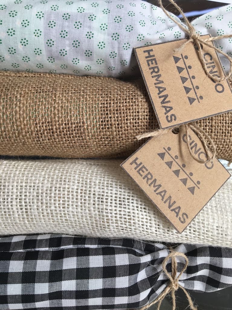 cinco_hermanas's tweet photo. Regala SALUD, SABOR y AMOR. Nuestros botellines de #aove personalizados son el mejor #detalle para cualquier #evento. 🌱💚 https://t.co/evzJdTIO6H