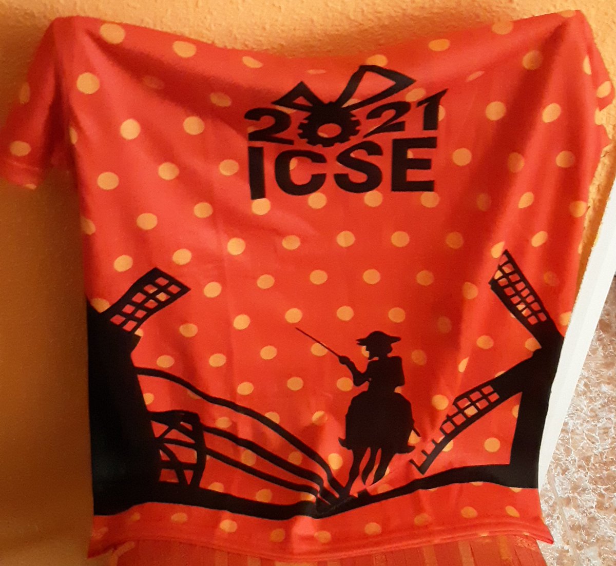 Ready for #ICSE2021 @ICSEconf, the premier #SoftwareEngineering conference, as #an attendee and as a #StudentVolunteer  🤪  #Madrid #Spain #Virtual
