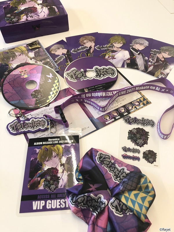 クライマックスレコード広報 S Tweet 実物チラ見せ Veronica New Album 魔言の愛 21 5 26 Release そしてこちらは Official限定 超 豪華版 今回も なんとなく超 豪華な感じ の 全貌を一早くお見せします Veronica ディア