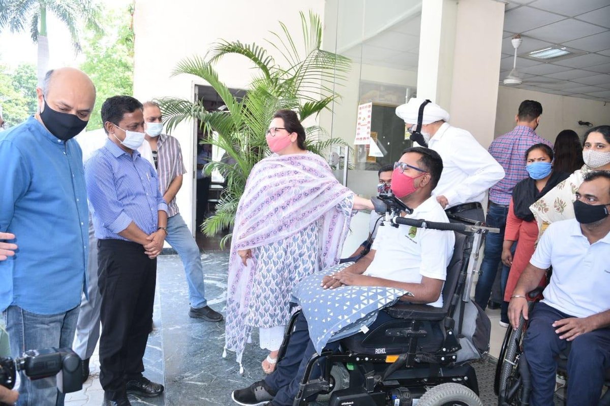 pklsamachar's tweet photo. 20 wheelchair bound spinal injury patients got vaccinated at the Chandigarh Spinal Rehab in Sector 28 
#ManojParida @Karan_Gilhotra https://t.co/0yb9UKnOOm