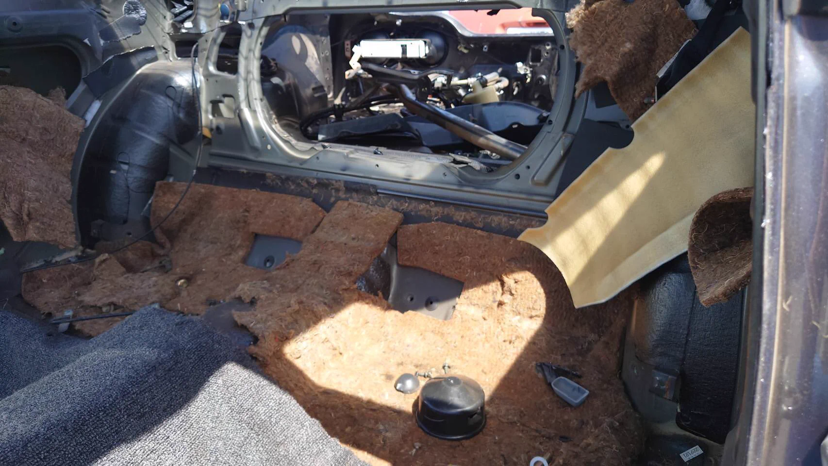 犯人が現行犯逮捕されて車両が見つかっても？オーナーに戻るとは限らない…