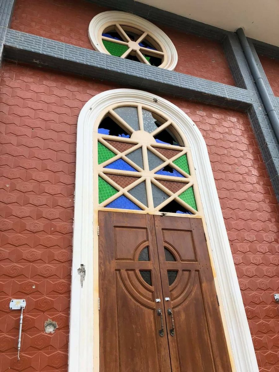 nslwin's tweet photo. PEKON, Shan State:

A Roman Catholic Church in Pekon was hit by the shells fired by Terrorists (Myanmar security forces) on May 23 night.

#May24Coup #WhatsHappeningInMyanmar #MilkTeaAlliance https://t.co/znK1lhhHzL