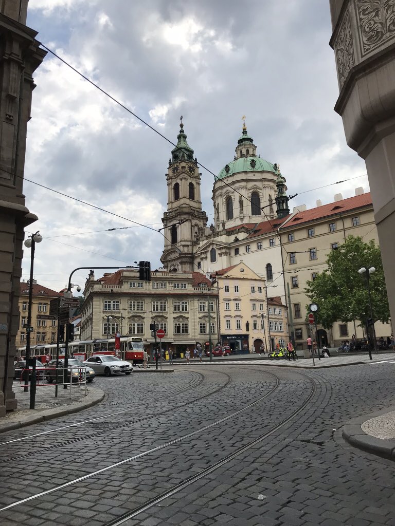 プラハ観光 Twitter Search Twitter