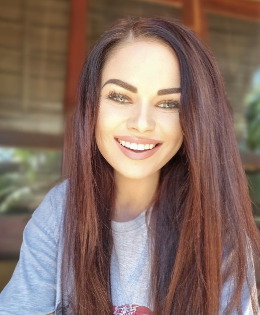 JannickeErasmus's tweet photo. What a way to start my day!
Thanks to @nativechild_co for beautiful hair and @SkinBodyRenewal for flawless skin! You make everyday a good day!
@MrsSAPageant
#SkinRenewalSA #RenewalInstitute #clickedonskin #snapskin #nativechildco #nativechild #teamnativechild #MrsSA https://t.co/Z4GF7WYbBD