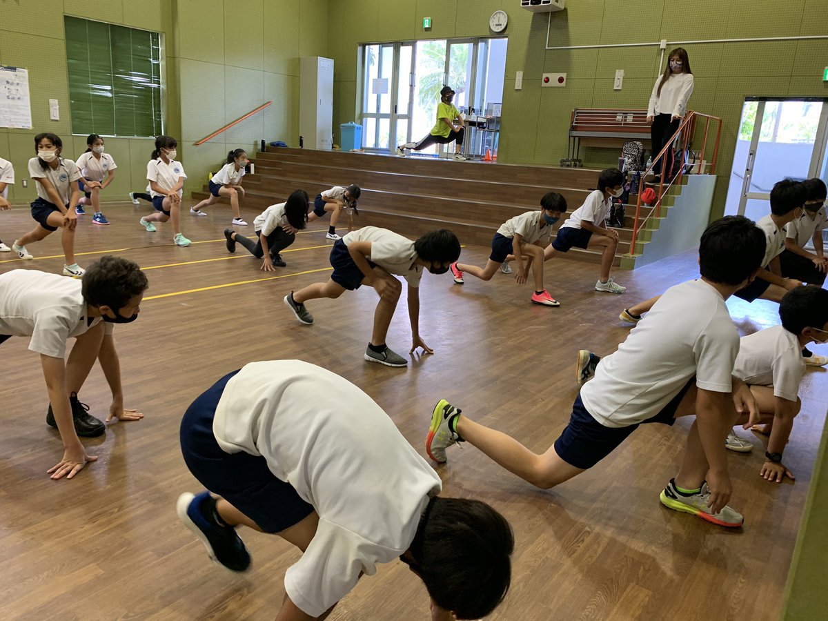AmicusOkinawa's tweet photo. 6年生
ダンスレッスンが始まりました!
Grade 6
Dance lesson started!
#沖縄
#アミークス
#インターナショナルスクール
#うるま市
#英語教育
#英語イマージョン
#KPAS https://t.co/81ksdQXmU1