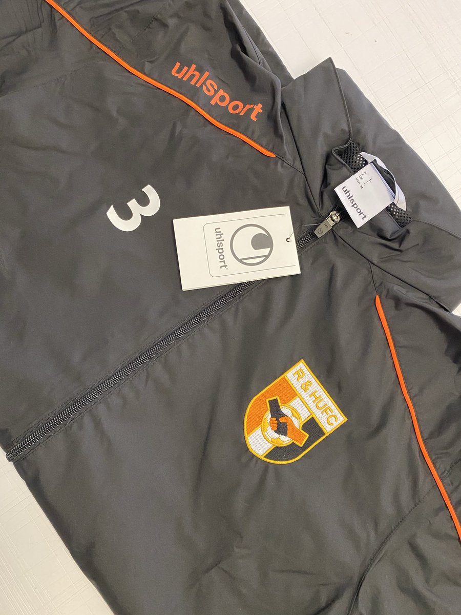 <a href="/uhlsportUK/">uhlsport UK & IRE</a> Stream 22 all weather jackets for <a href="/RandHUFC/">Rushden & Higham Utd</a> Juniors ⚽️

Sponsored by <a href="/MikeNevilleEA/">Mike Neville</a> and PGR Construction.

sales@kitmanuk.co.uk

#Football #Jackets #Uhlsport