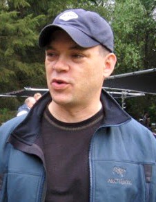 atlantistvru's tweet photo. Happy #Birthday to #RonBlecker (1965), #actor, military adviser and #armorer for all 3 #Stargate #series (SG-1, SG:A &amp; #SGU), #SG1 SG-3 Airman (#LostCity), #SGA Marine w/#ZPM &amp; #Goon!!!

https://t.co/cZQo6qBj8N
https://t.co/igY2yQvNiC

#SG #gueststar #RonaldBlecker #HappyBirthday https://t.co/tcNg0jOnCG