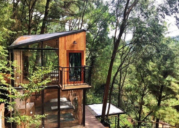 Expat_Local's tweet photo. 5 villas on Hanoi's outskirts for summer vacation. #traveland_explore #earth_shotz #travelig #nature #mountainscape #mountainview #landscape #travelgram #beautifulnature #naturelovers #beautifulplaces #nature_good #instatravel #instagramnature #photooftheday #picoftheday #nature https://t.co/jQbK5yRXVk