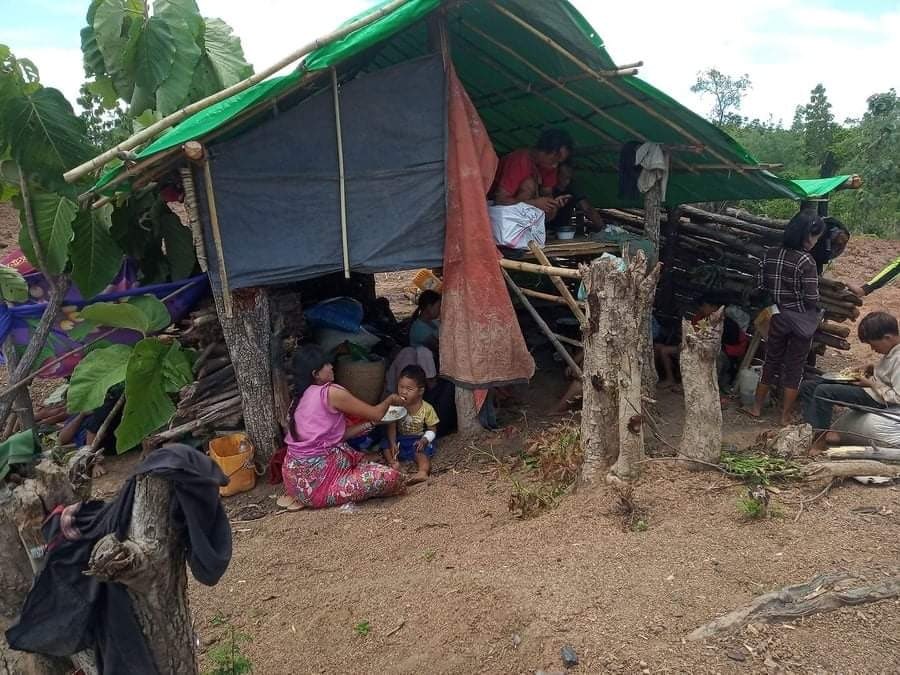 LOIKAW,Kayah State:
Villagers from Kone Thar,Kaw Khu,Moebyael &amp; other villages fled to the jungle as fighting broke out between Terrorists(Myanmar security forces) &amp; People's Defense Force.They are going to face food shortages soon. 
#May24Coup
