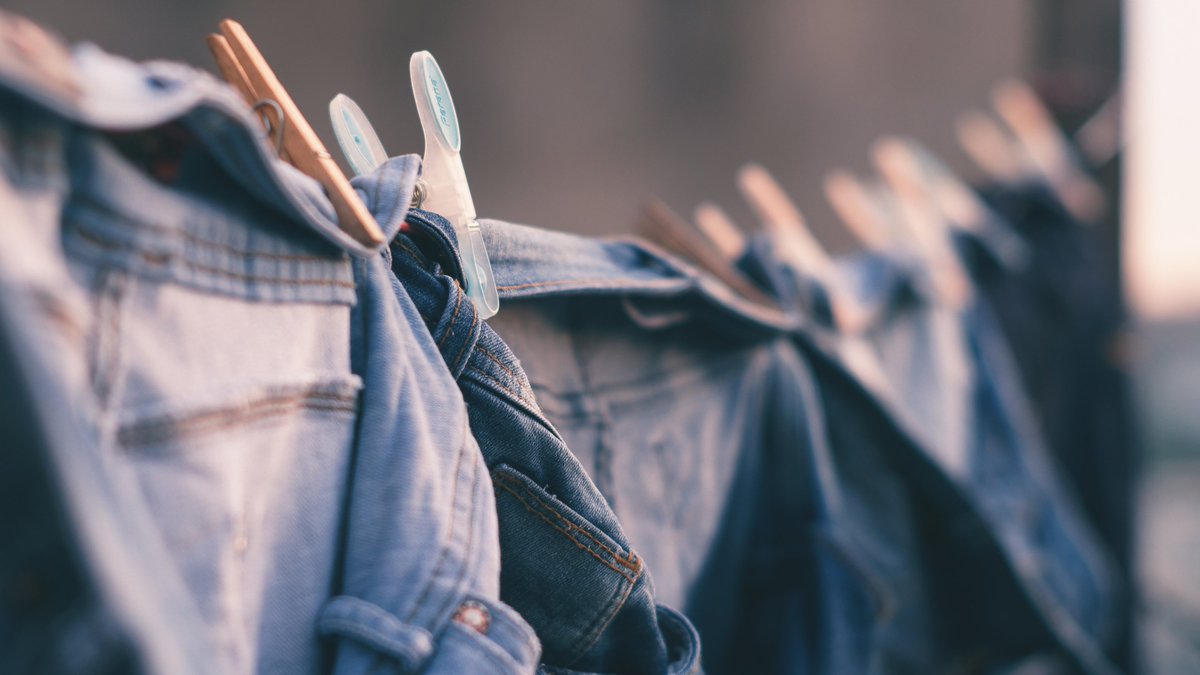 paylesspower's tweet photo. #TuesdayTip: Save energy by washing your laundry in cold water and hang dry your clothes! https://t.co/3mLADtqOlz