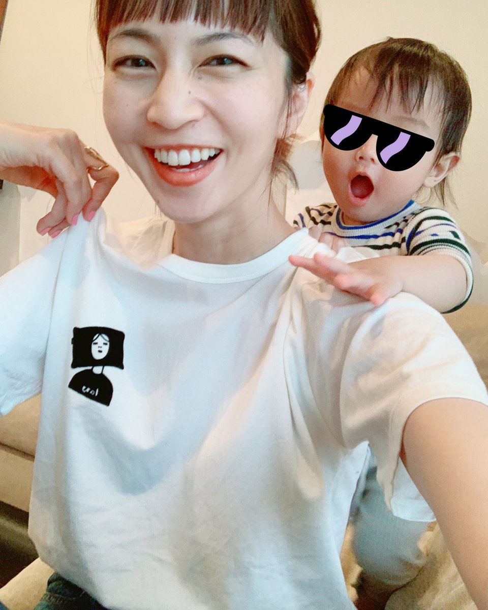安田美沙子 怪獣 このtシャツの人みたいになりたい Beautifulpeople