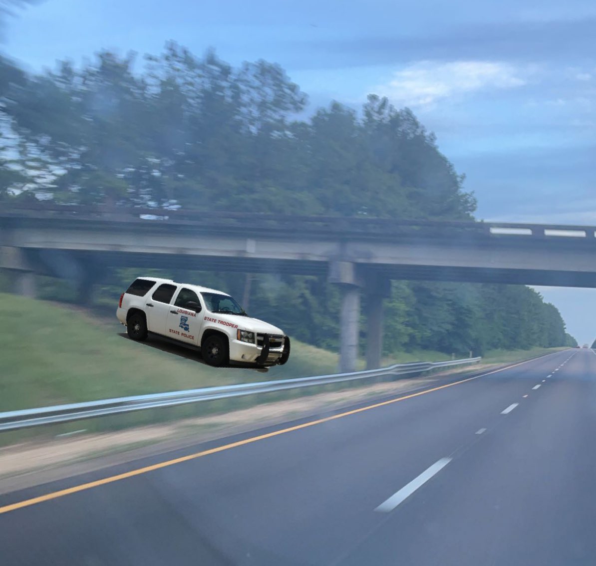 kylecrispino22's tweet photo. How it be when you driving in Louisiana https://t.co/0uEn6htRPb