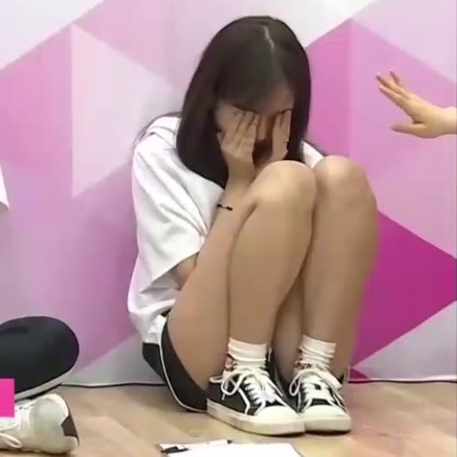 YURI. tweet media