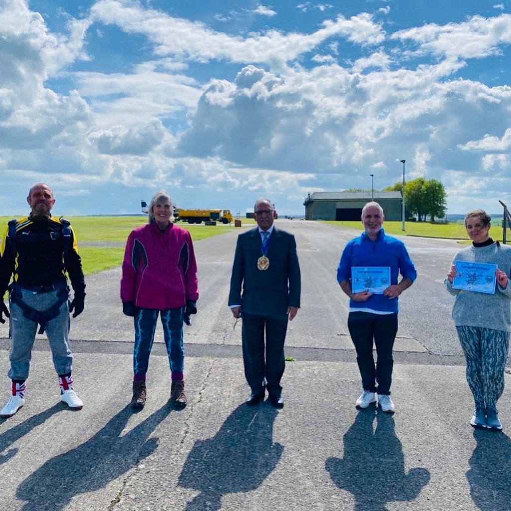 Thank you to Dawn, Michael, Lyn and Paul who took part in a #tandemskydive on Saturday 22 May 2021 at an airfield camp in Netheravon, Salisbury, run by the <a href="/ArmyParachute/">Skydive Netheravon</a>, to raise funds for my chosen charities @ParityFD and 
Broadhurst Welcome Home Community Ltd #charity