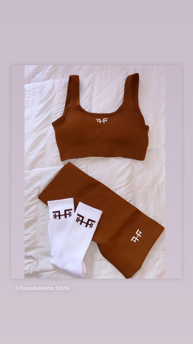 Mzz_FiiFii22's tweet photo. can’t wait to wear this set in the gyms😩🙌🏾 https://t.co/VBm437MHXM
