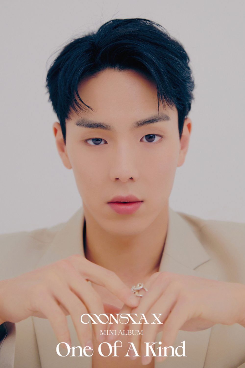 MONSTA X FOLLOW サノク ポラロイド I.M チャンギュン MONSTA X FOLLOW サノク ポラロイド I.M チャンギュン k adlı
