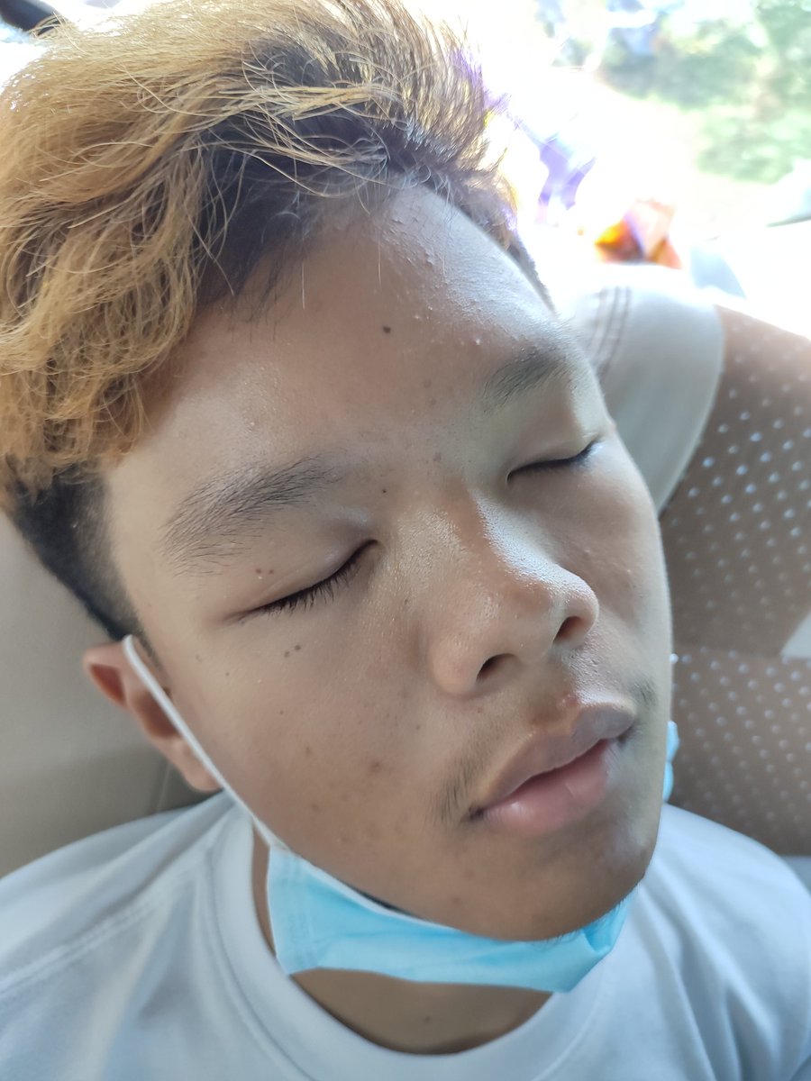 JonMinoza's tweet photo. happy birthday bro!! @chrisminoza ayaw gamyi imong heart ha? HAHAHA love kay tika, i love you super duper!! https://t.co/VgaXwj2i34