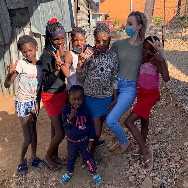 CentreHopeful's tweet photo. This past Weekend @lehnerdtheike &amp; @shandra_moss took it upon themselves to collect winter clothing, blankets &amp; food to host a Soup Kitchen for the children❤️
They cooked, interacted &amp; served the children with the utmost LOVE!
#LendAHandFillAHeart #Windhoek #Goreangab #Namibia https://t.co/Nh9Zo7uk10