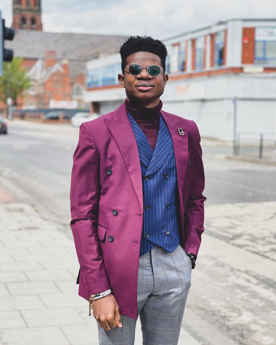 elskerblog's tweet photo. Do you ever just notice your pants or clothes don’t fit all of a sudden? Putting together this look today was quite daunting... the initial look couldn’t come through cos mans added weight and couldn’t Fit his pants but was bent on wearing that vest. What do you think on a 1-10? https://t.co/M6Tq8unObb