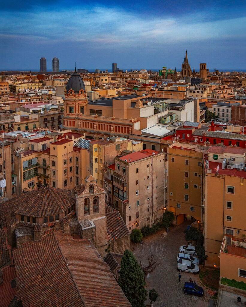 garcia_ortega's tweet image. #Barcelona 🎵🎶📢
—
#bcn #thebarcelonist #visitbarcelona #spain #mediterràniament #ig_catalonia #spain_vacations
—
@groupnn #GroupNN #NNbuildingsViews 💚